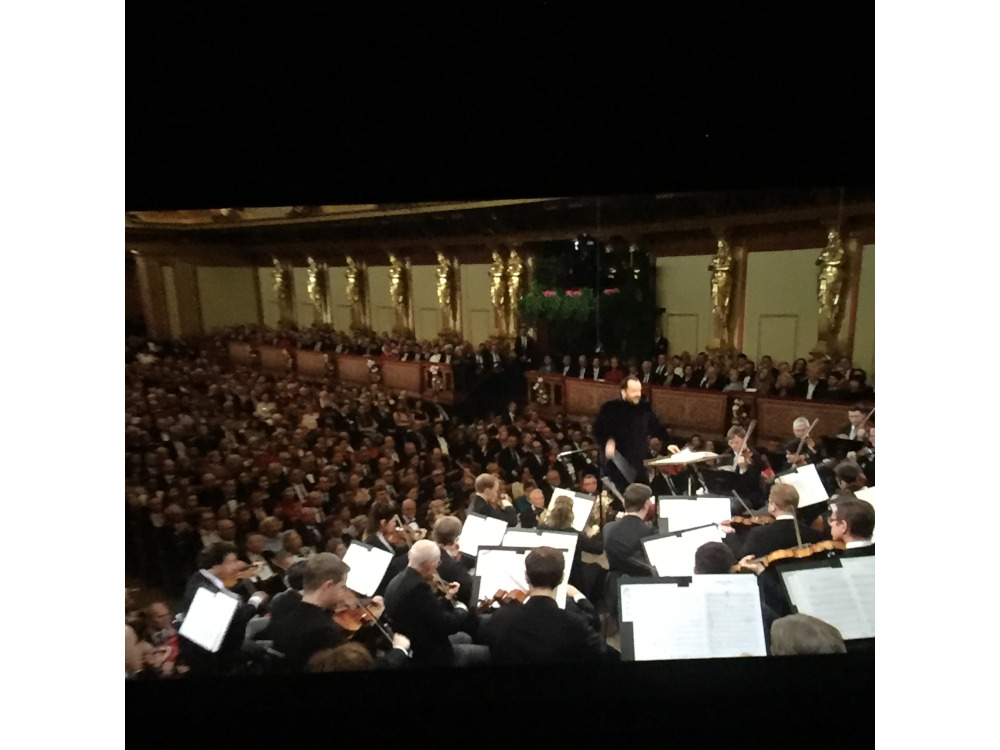 Πρωτοχρονιά Σταύρος Νιάρχος